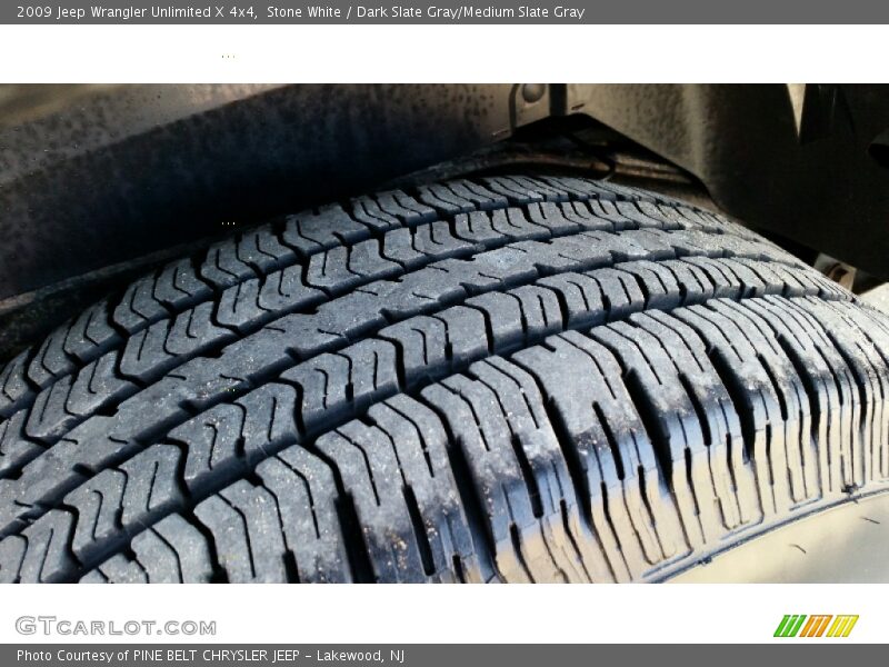 Stone White / Dark Slate Gray/Medium Slate Gray 2009 Jeep Wrangler Unlimited X 4x4