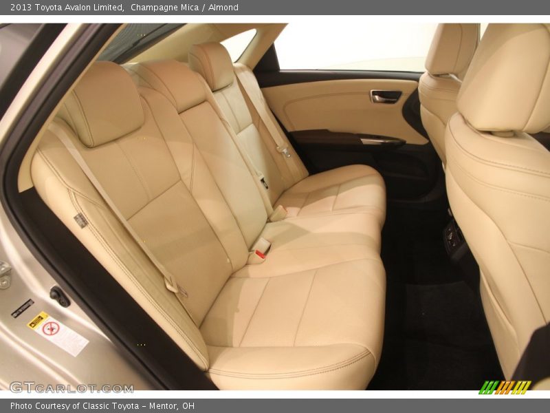 Champagne Mica / Almond 2013 Toyota Avalon Limited