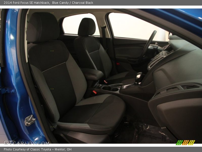 Blue Candy / Charcoal Black 2014 Ford Focus SE Hatchback