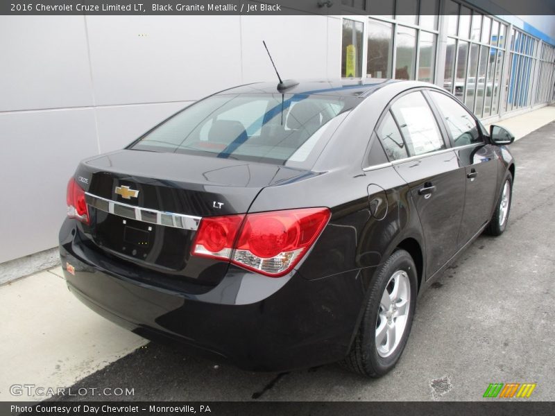 Black Granite Metallic / Jet Black 2016 Chevrolet Cruze Limited LT