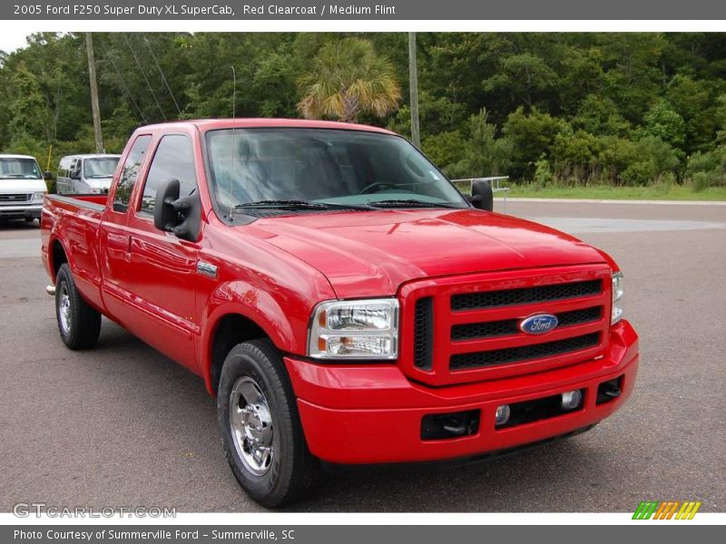 Red Clearcoat / Medium Flint 2005 Ford F250 Super Duty XL SuperCab