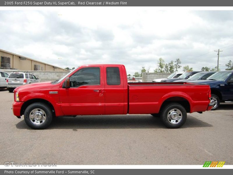 Red Clearcoat / Medium Flint 2005 Ford F250 Super Duty XL SuperCab
