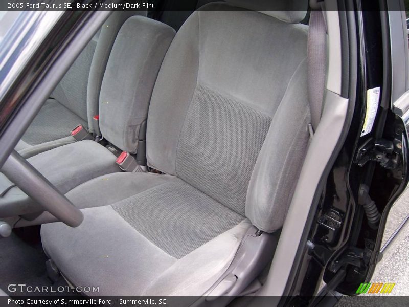 Black / Medium/Dark Flint 2005 Ford Taurus SE