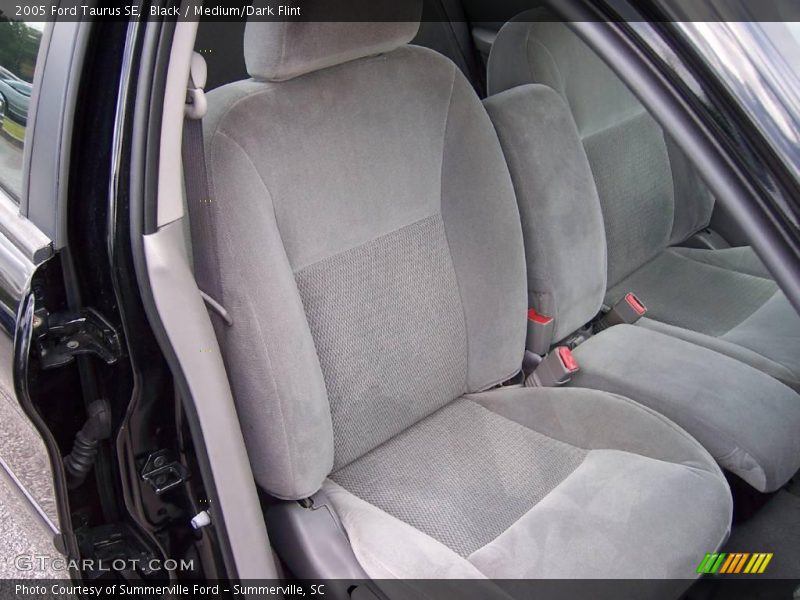 Black / Medium/Dark Flint 2005 Ford Taurus SE