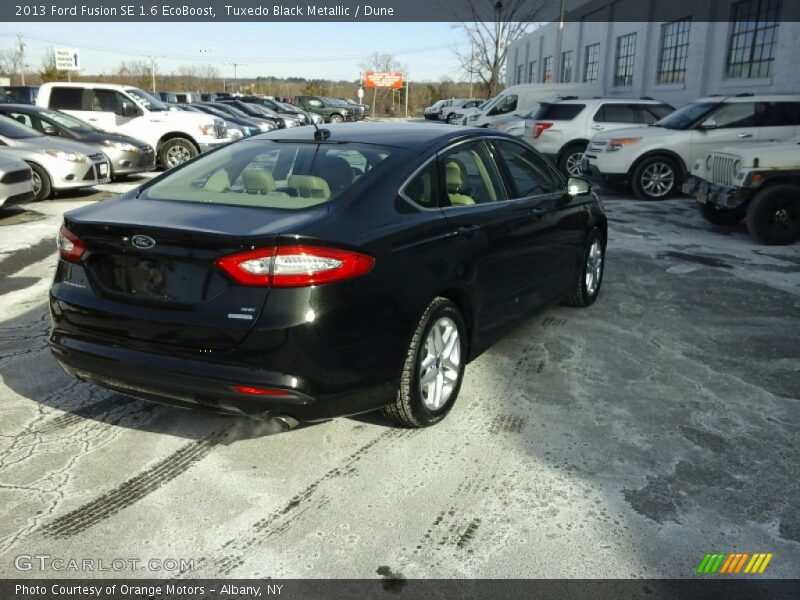 Tuxedo Black Metallic / Dune 2013 Ford Fusion SE 1.6 EcoBoost