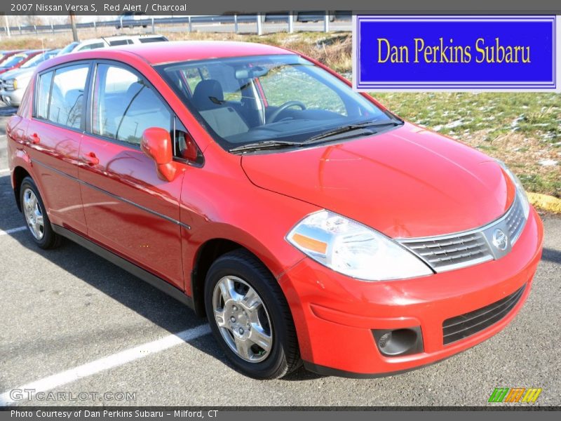 Red Alert / Charcoal 2007 Nissan Versa S