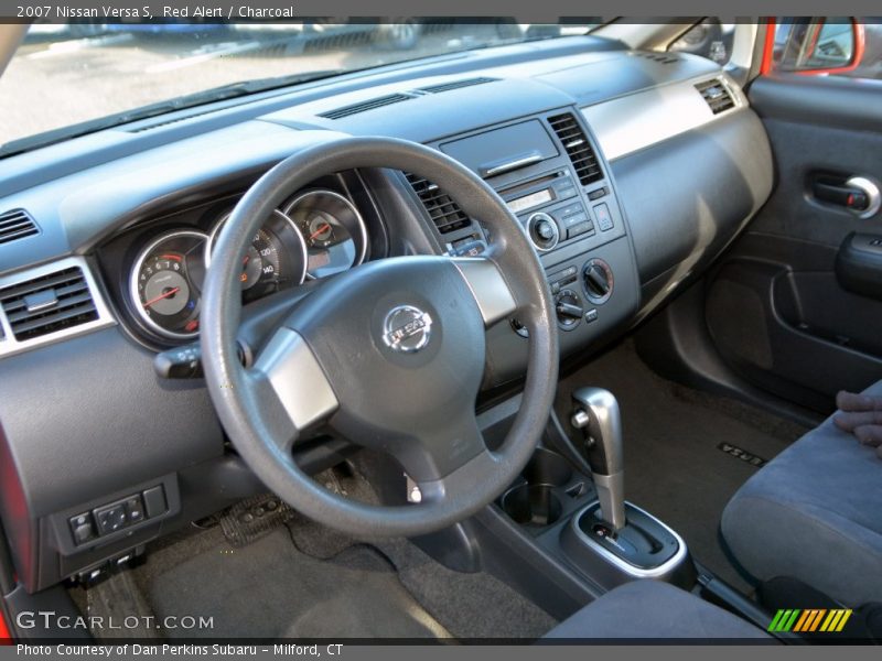 Red Alert / Charcoal 2007 Nissan Versa S