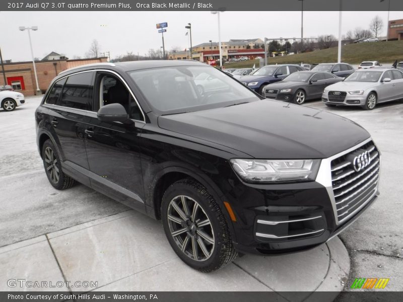 Front 3/4 View of 2017 Q7 3.0T quattro Premium Plus