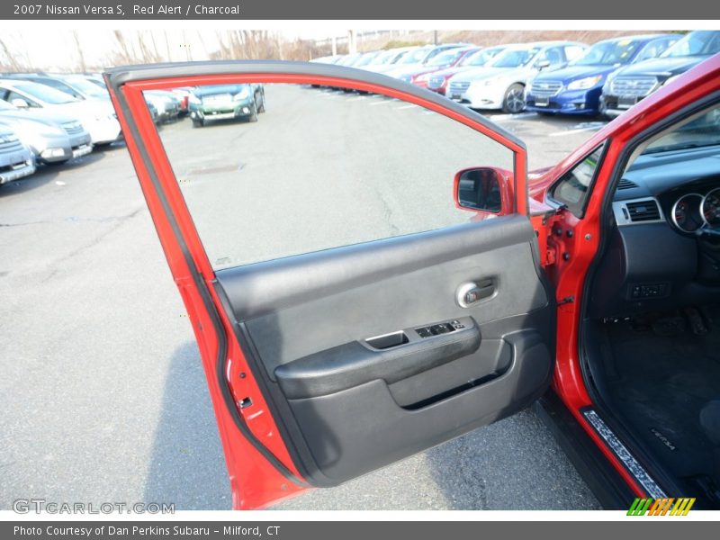 Red Alert / Charcoal 2007 Nissan Versa S