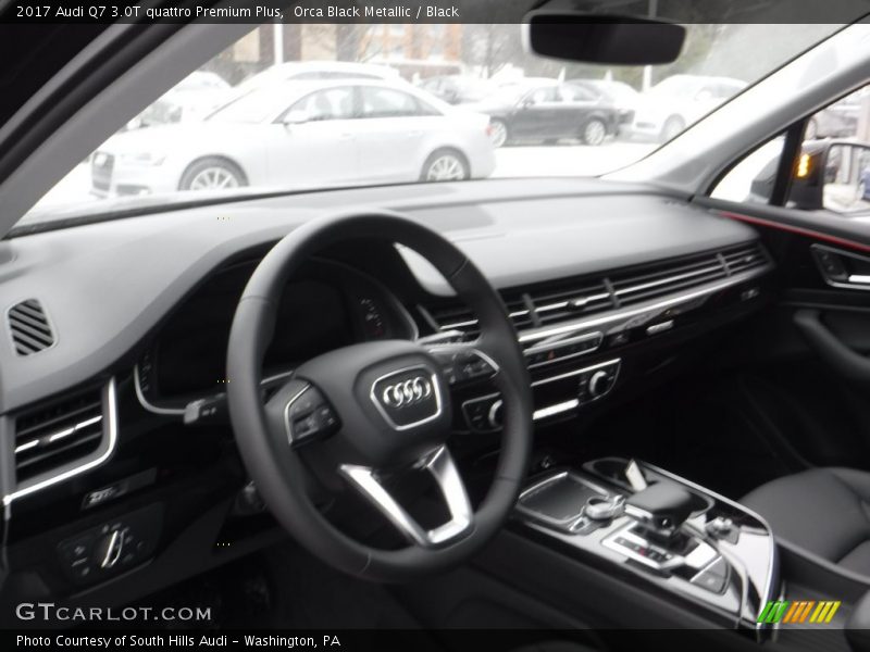 Dashboard of 2017 Q7 3.0T quattro Premium Plus