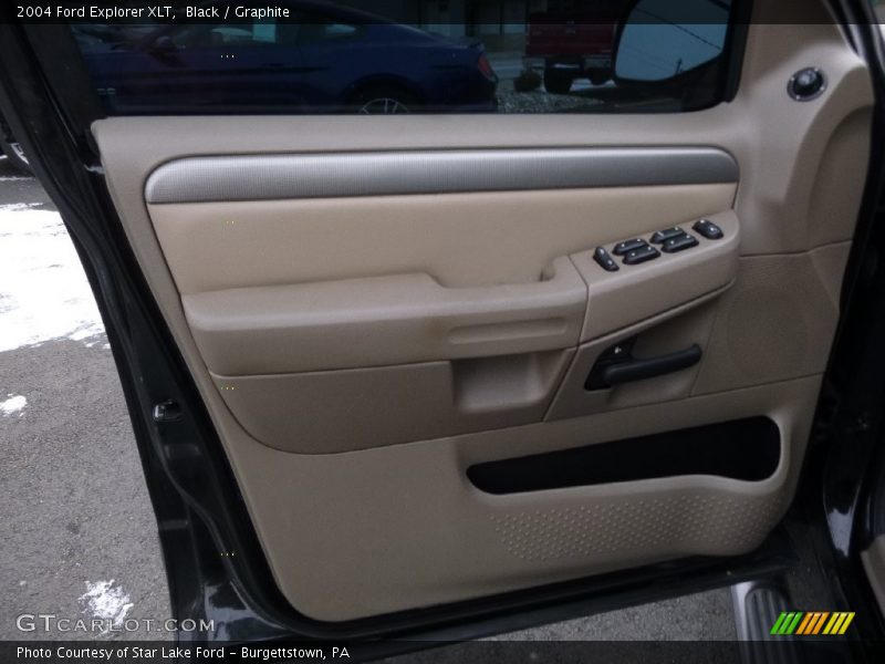 Black / Graphite 2004 Ford Explorer XLT