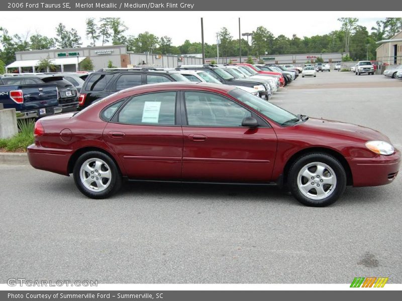 Merlot Metallic / Medium/Dark Flint Grey 2006 Ford Taurus SE