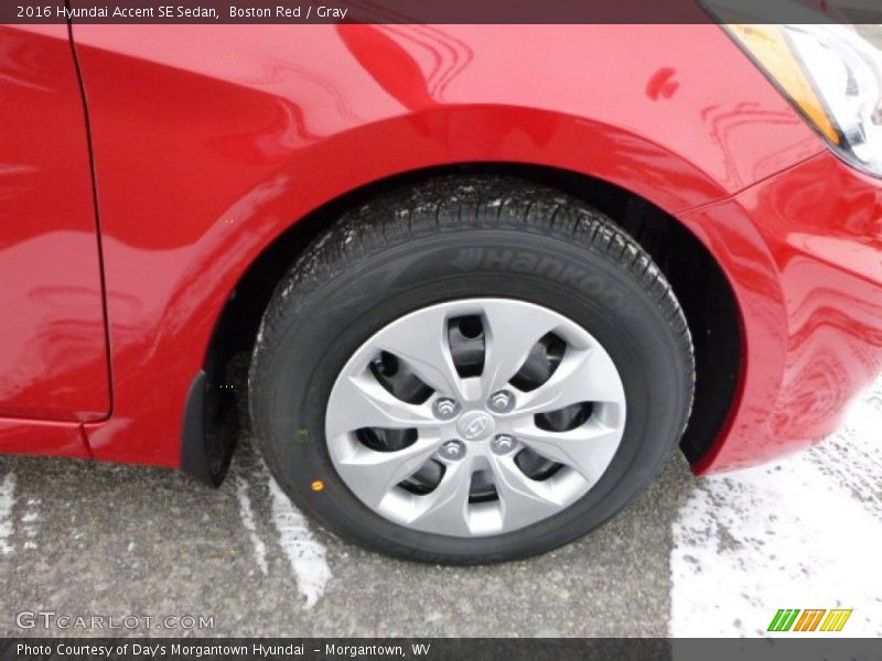 Boston Red / Gray 2016 Hyundai Accent SE Sedan