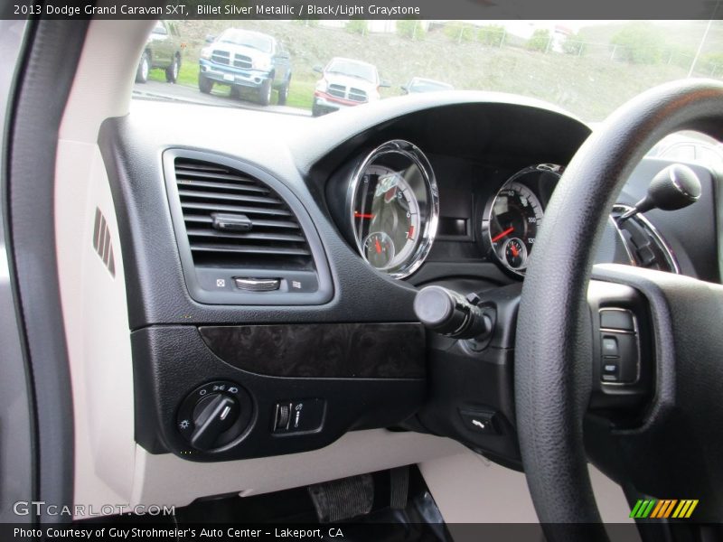 Billet Silver Metallic / Black/Light Graystone 2013 Dodge Grand Caravan SXT
