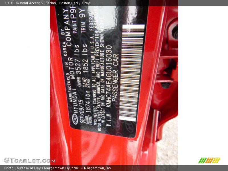 Boston Red / Gray 2016 Hyundai Accent SE Sedan