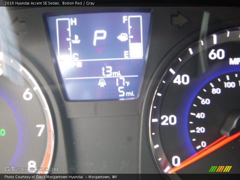 Boston Red / Gray 2016 Hyundai Accent SE Sedan