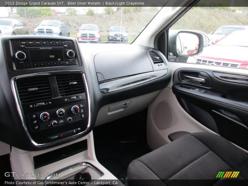 Billet Silver Metallic / Black/Light Graystone 2013 Dodge Grand Caravan SXT