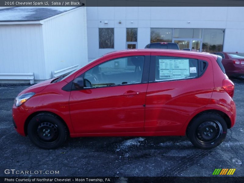 Salsa / Jet Black 2016 Chevrolet Spark LS