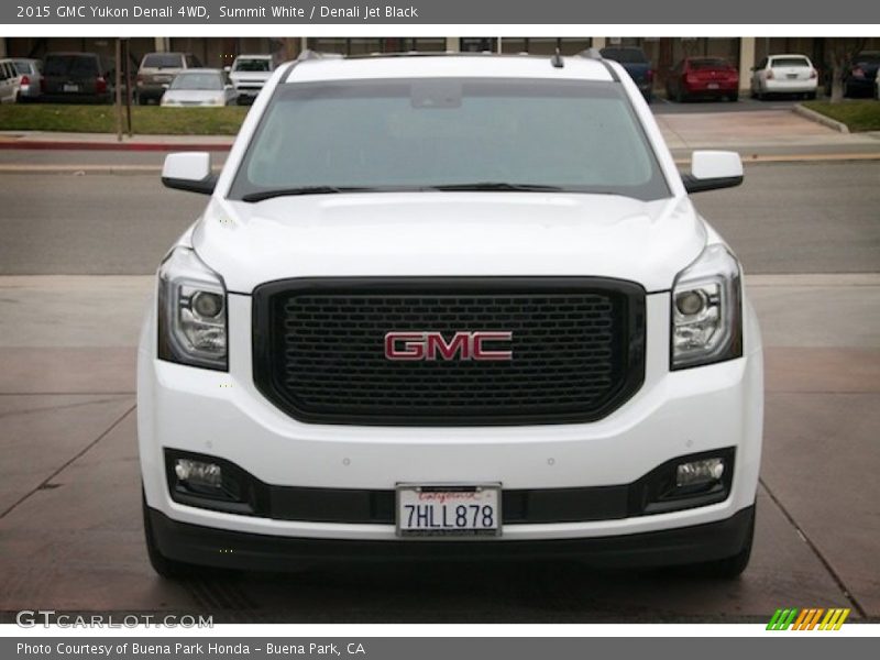 Summit White / Denali Jet Black 2015 GMC Yukon Denali 4WD