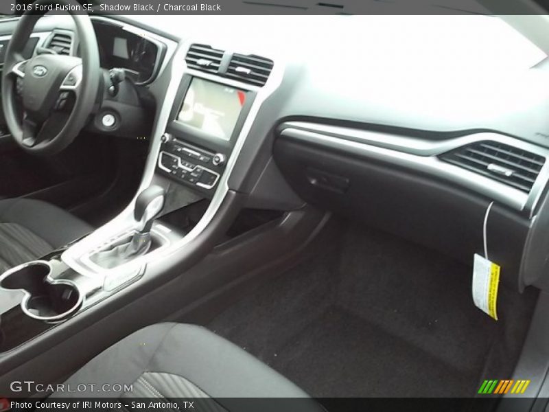 Shadow Black / Charcoal Black 2016 Ford Fusion SE