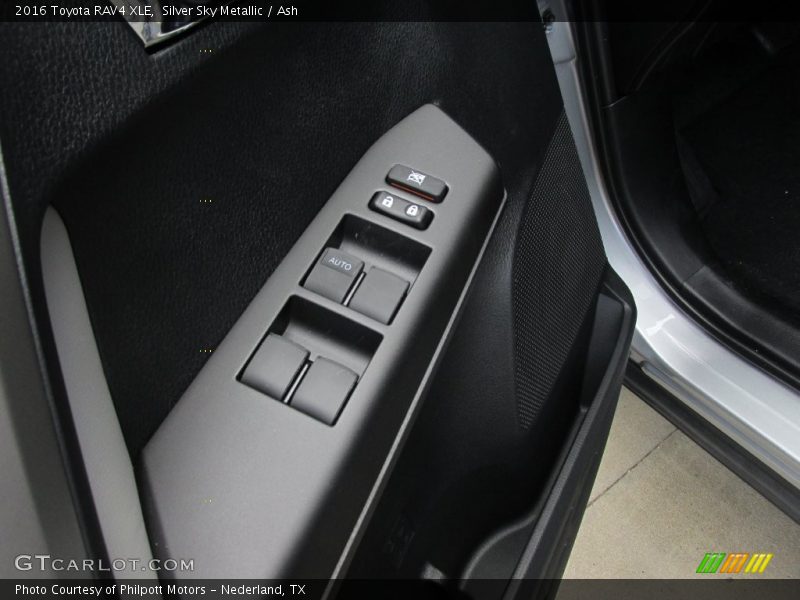 Silver Sky Metallic / Ash 2016 Toyota RAV4 XLE