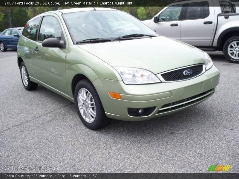 Kiwi Green Metallic / Charcoal/Light Flint 2007 Ford Focus ZX3 SE Coupe