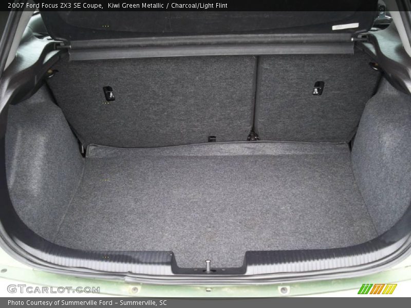 Kiwi Green Metallic / Charcoal/Light Flint 2007 Ford Focus ZX3 SE Coupe