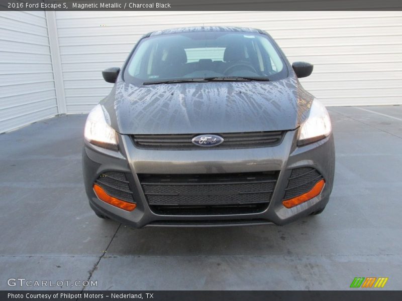 Magnetic Metallic / Charcoal Black 2016 Ford Escape S
