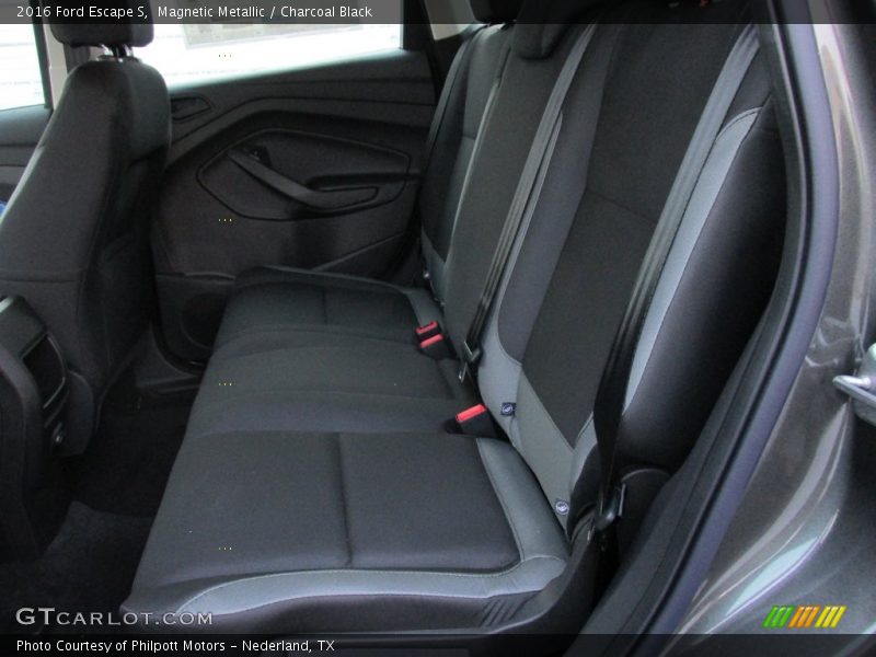Magnetic Metallic / Charcoal Black 2016 Ford Escape S