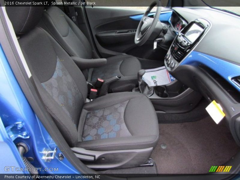 Front Seat of 2016 Spark LT