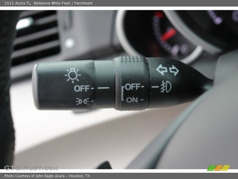 Bellanova White Pearl / Parchment 2013 Acura TL