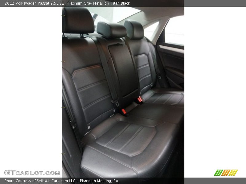 Platinum Gray Metallic / Titan Black 2012 Volkswagen Passat 2.5L SE