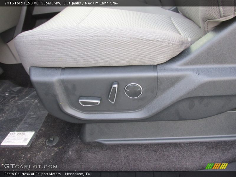 Blue Jeans / Medium Earth Gray 2016 Ford F150 XLT SuperCrew