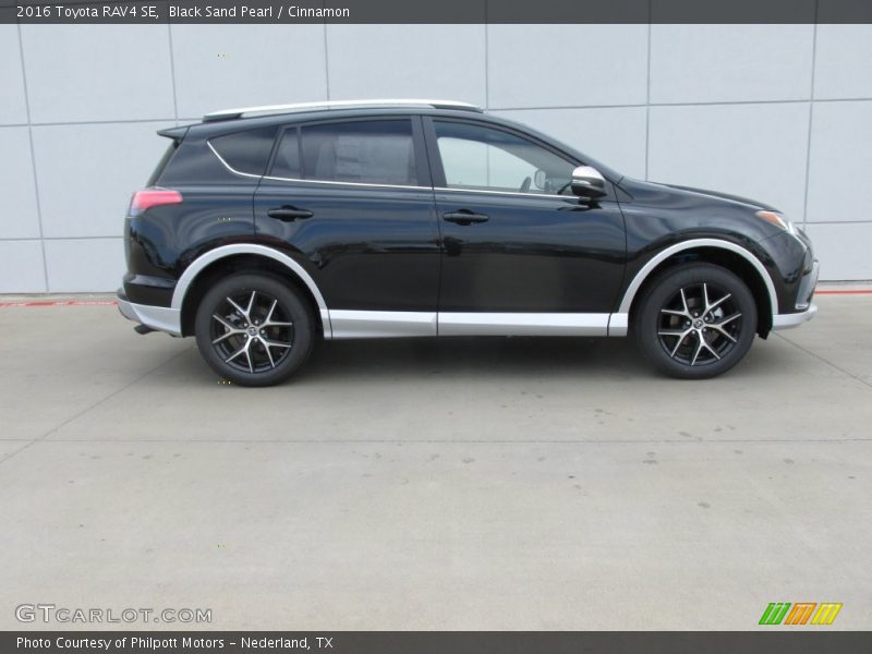 Black Sand Pearl / Cinnamon 2016 Toyota RAV4 SE
