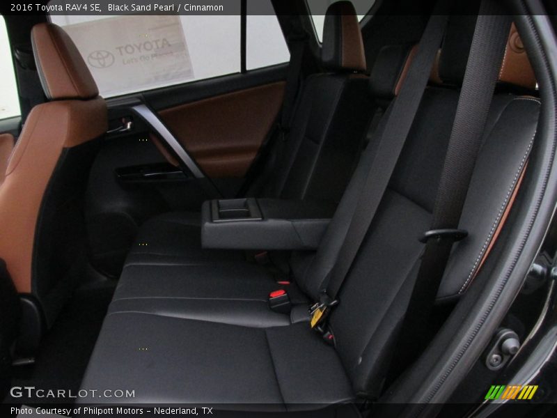 Black Sand Pearl / Cinnamon 2016 Toyota RAV4 SE