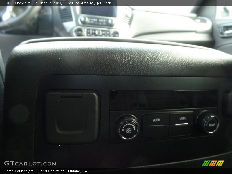 Silver Ice Metallic / Jet Black 2016 Chevrolet Suburban LS 4WD