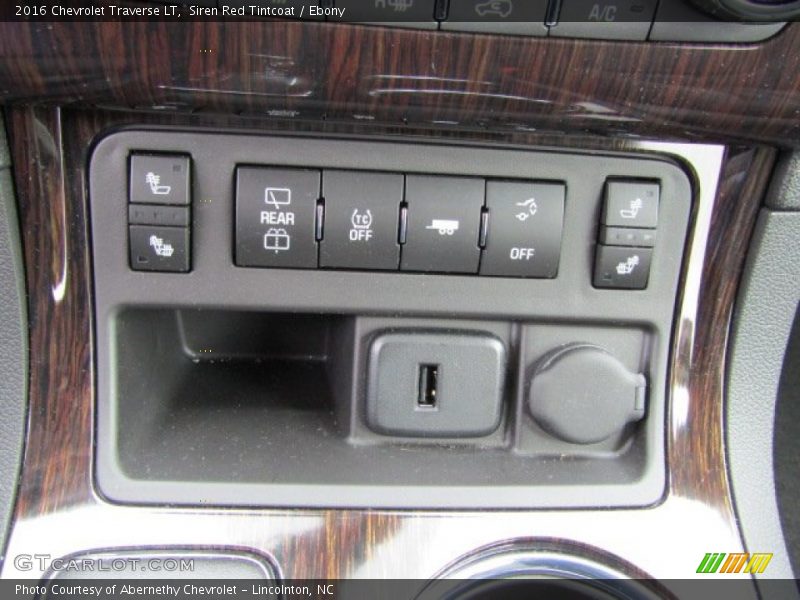 Siren Red Tintcoat / Ebony 2016 Chevrolet Traverse LT