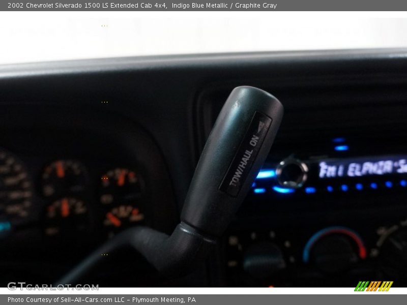Indigo Blue Metallic / Graphite Gray 2002 Chevrolet Silverado 1500 LS Extended Cab 4x4