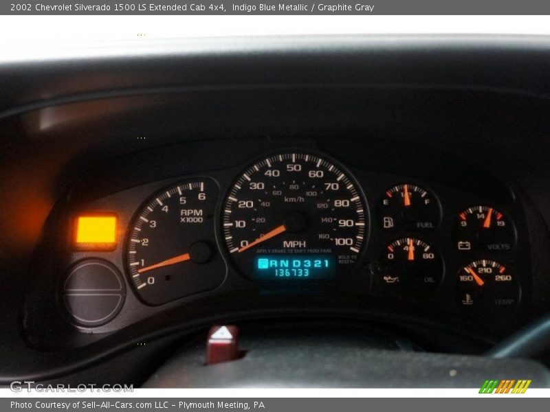 Indigo Blue Metallic / Graphite Gray 2002 Chevrolet Silverado 1500 LS Extended Cab 4x4