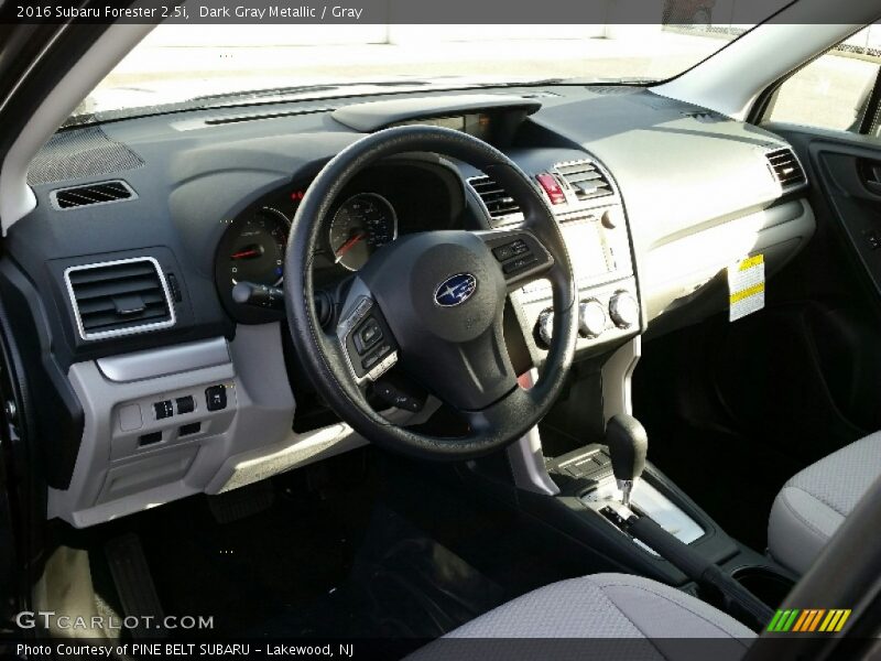 Dark Gray Metallic / Gray 2016 Subaru Forester 2.5i