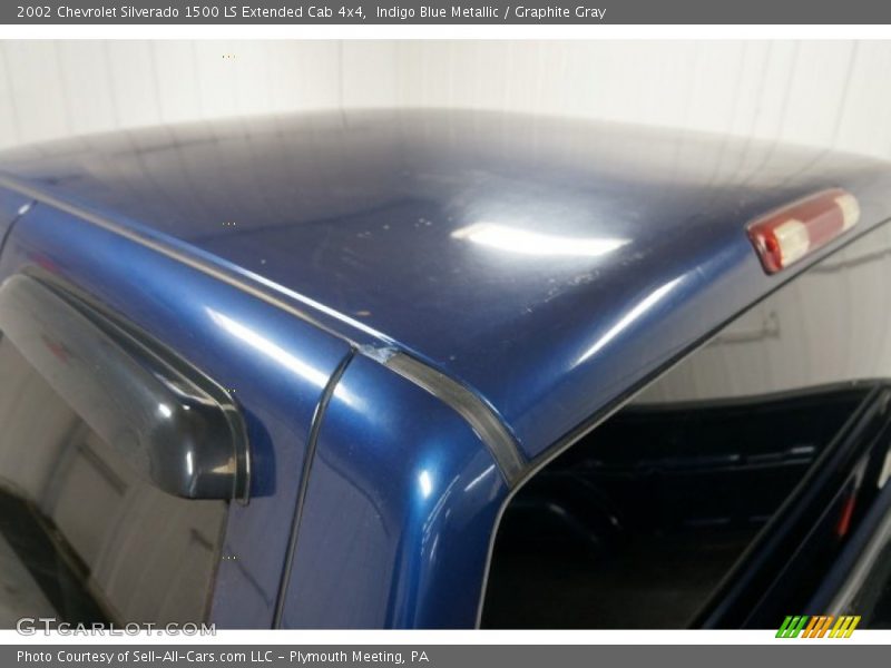 Indigo Blue Metallic / Graphite Gray 2002 Chevrolet Silverado 1500 LS Extended Cab 4x4
