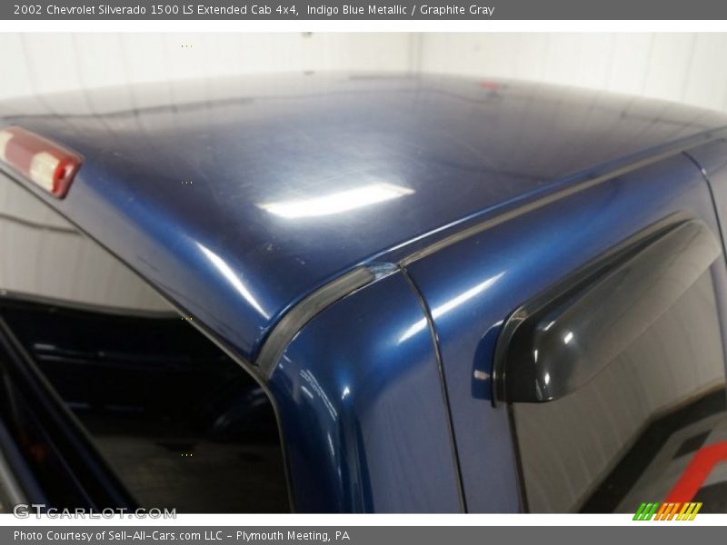 Indigo Blue Metallic / Graphite Gray 2002 Chevrolet Silverado 1500 LS Extended Cab 4x4