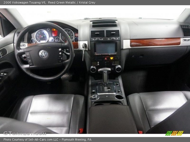Reed Green Metallic / Kristal Grey 2006 Volkswagen Touareg V6