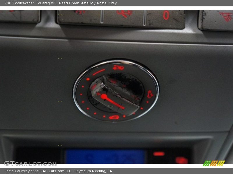 Reed Green Metallic / Kristal Grey 2006 Volkswagen Touareg V6
