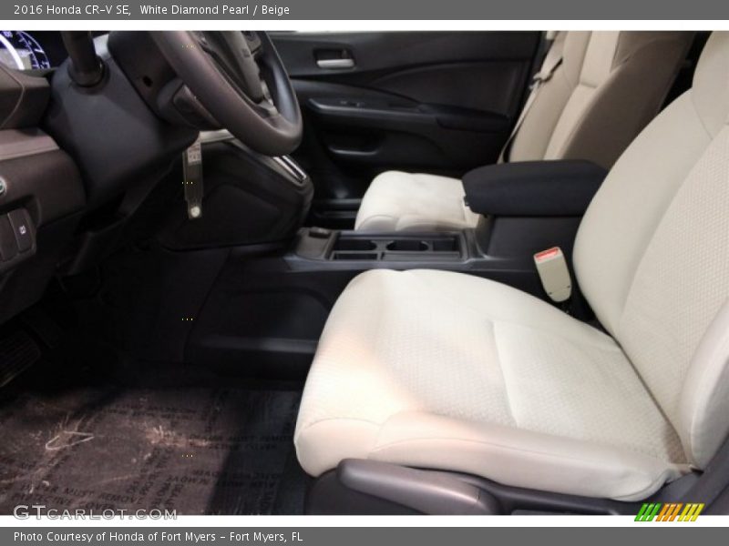 White Diamond Pearl / Beige 2016 Honda CR-V SE