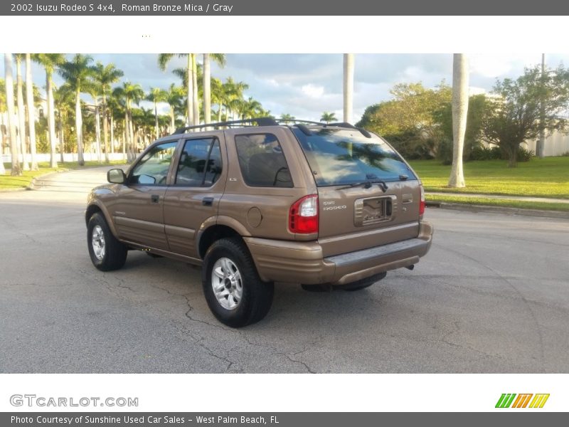 Roman Bronze Mica / Gray 2002 Isuzu Rodeo S 4x4