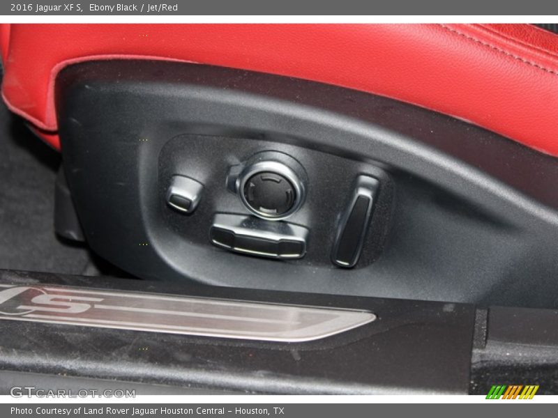 Ebony Black / Jet/Red 2016 Jaguar XF S