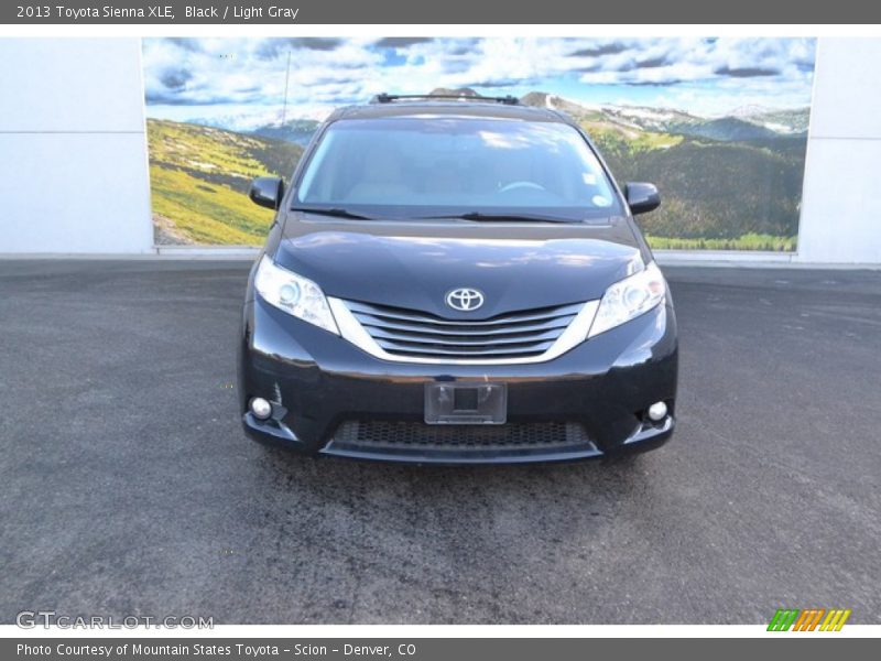 Black / Light Gray 2013 Toyota Sienna XLE