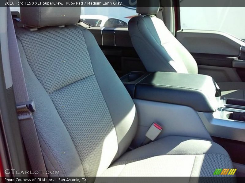 Ruby Red / Medium Earth Gray 2016 Ford F150 XLT SuperCrew