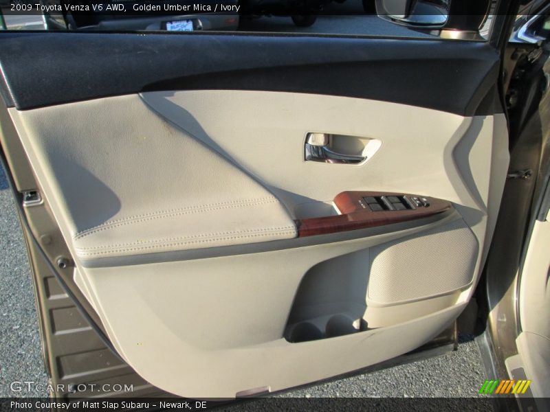 Golden Umber Mica / Ivory 2009 Toyota Venza V6 AWD